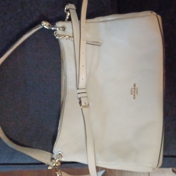 Coach purse - Picture 3 of 3